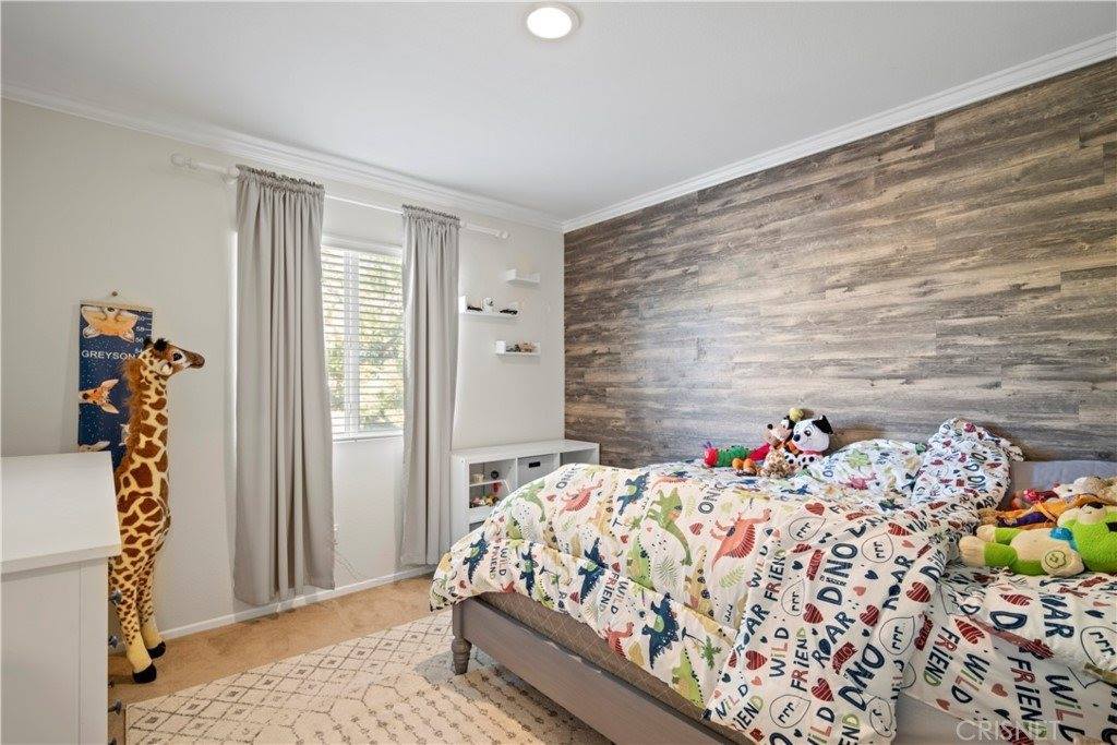 29632 Teasedale Place, Castaic, CA 91384