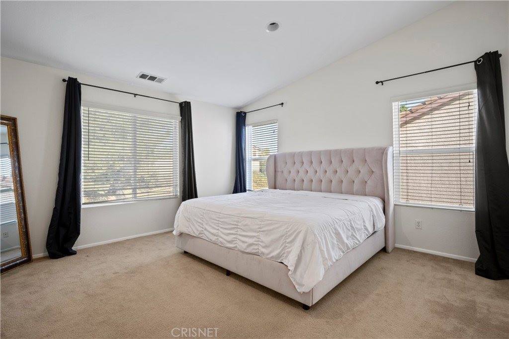 29632 Teasedale Place, Castaic, CA 91384