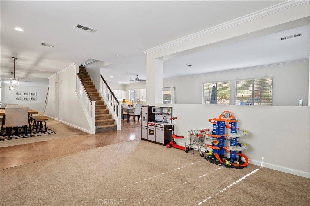 29632 Teasedale Place, Castaic, CA 91384