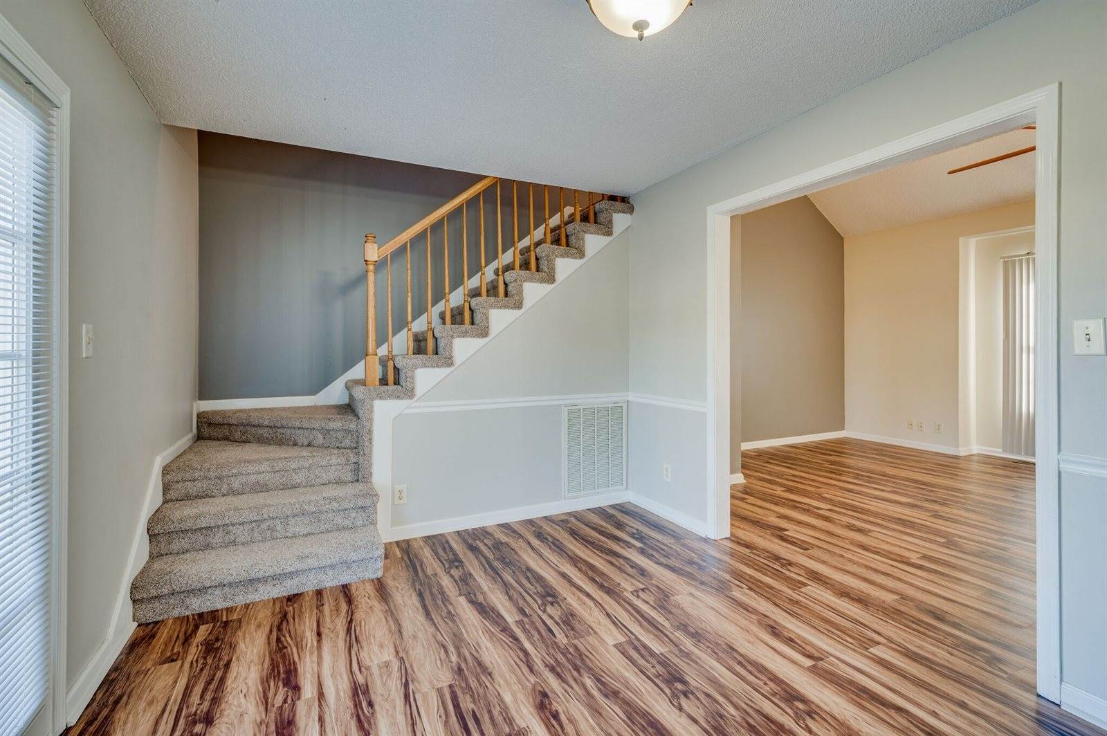 1037 Summerhaven Rd, Clarksville, TN 37042