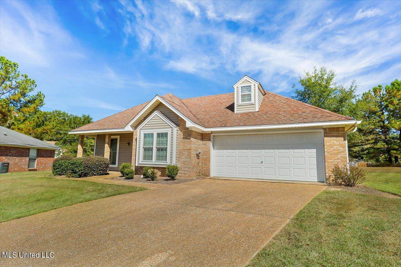 420 Vining Court, Byram, MS 39272