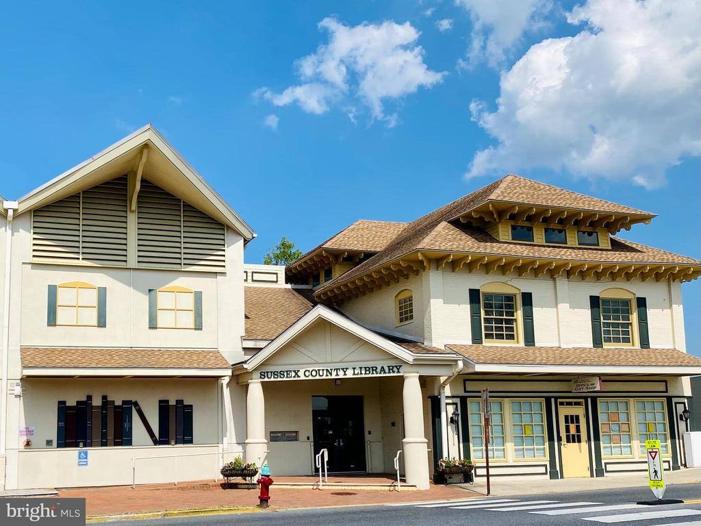 405 Atlantic Avenue, Milton, DE 19968