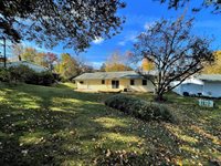 509 Meadowood Ct, Viroqua, WI 54665