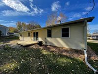 509 Meadowood Ct, Viroqua, WI 54665