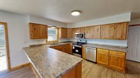 509 Meadowood Ct, Viroqua, WI 54665