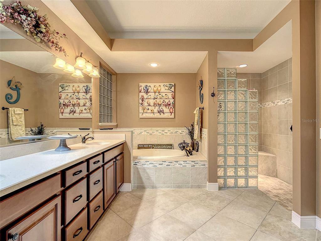 1660 Swallow Court, The Villages, FL 32162