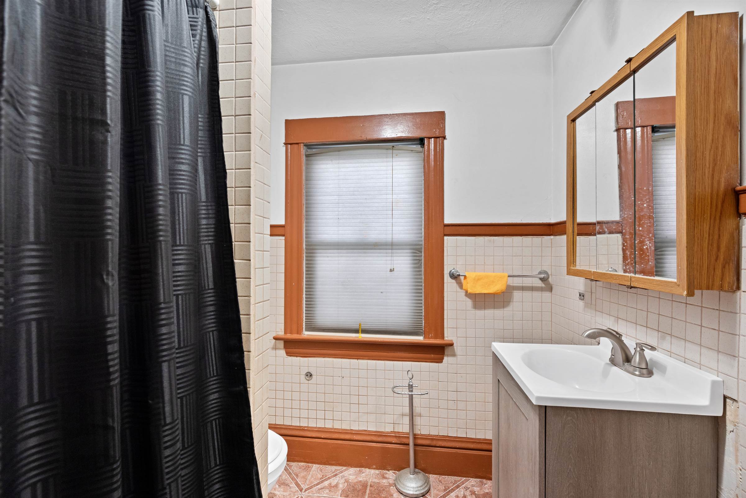 1431 Carlisle Ave, Racine, WI 53404