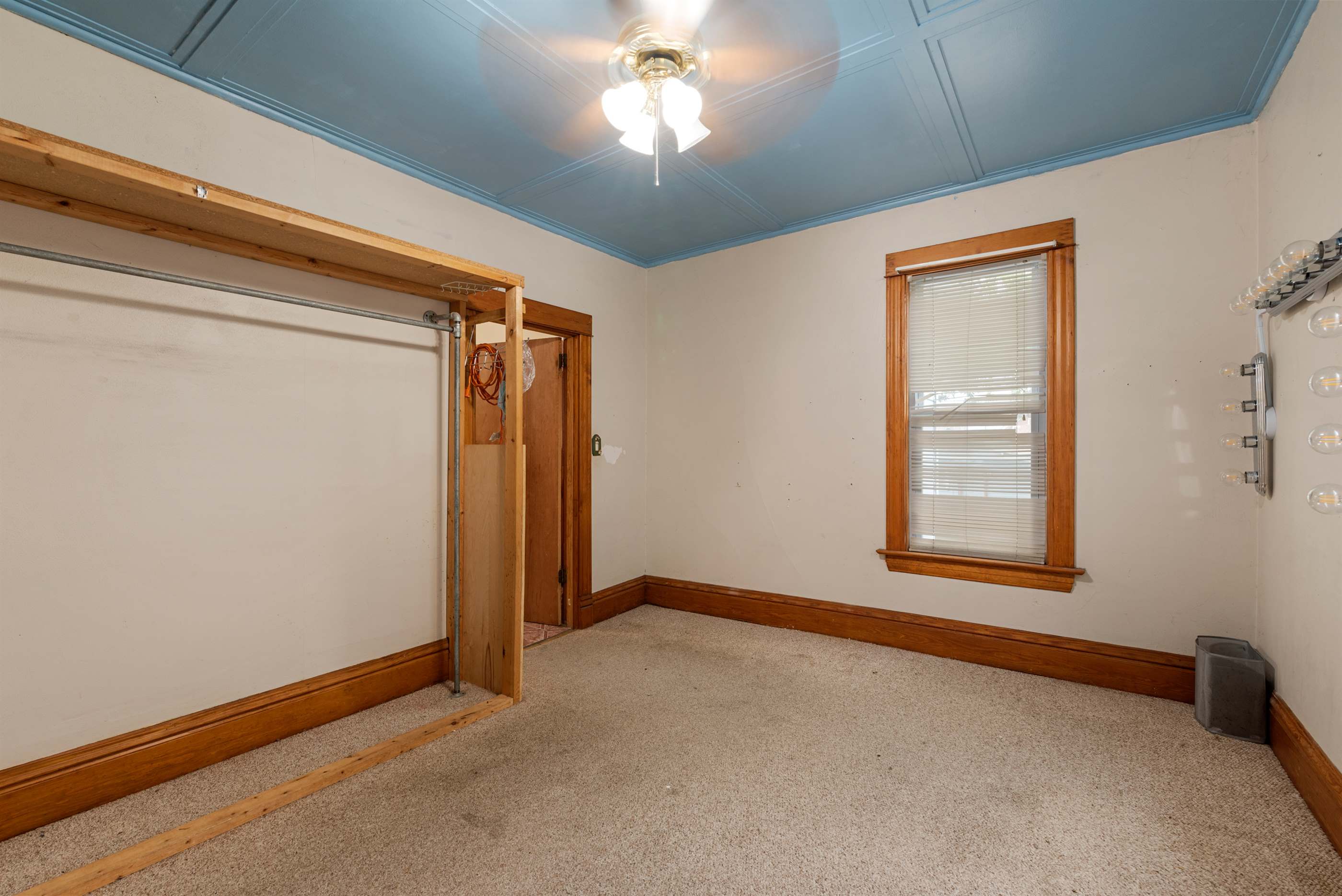 1431 Carlisle Ave, Racine, WI 53404