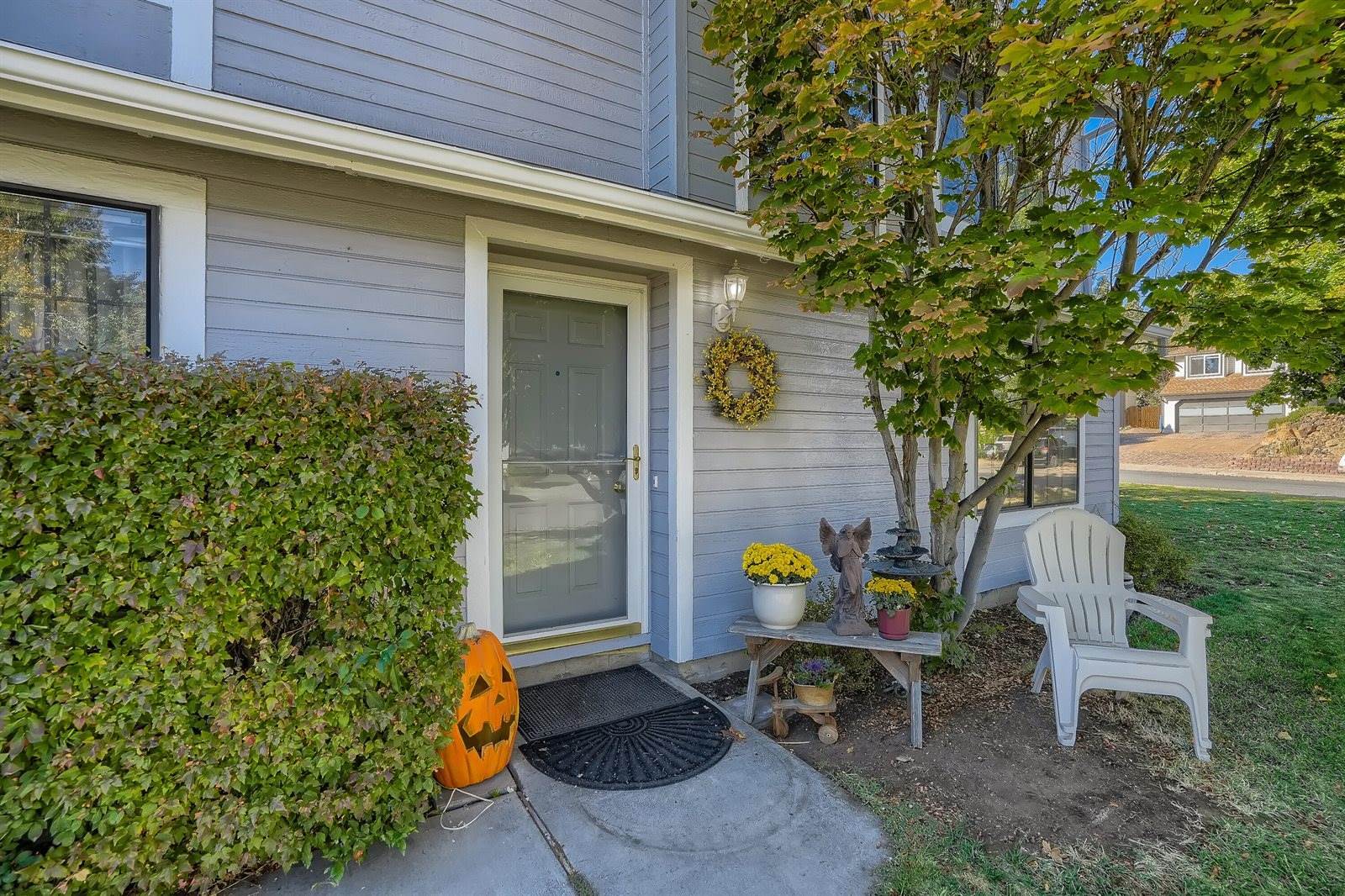 1953 NE Red Rock Lane, Bend, OR 97701