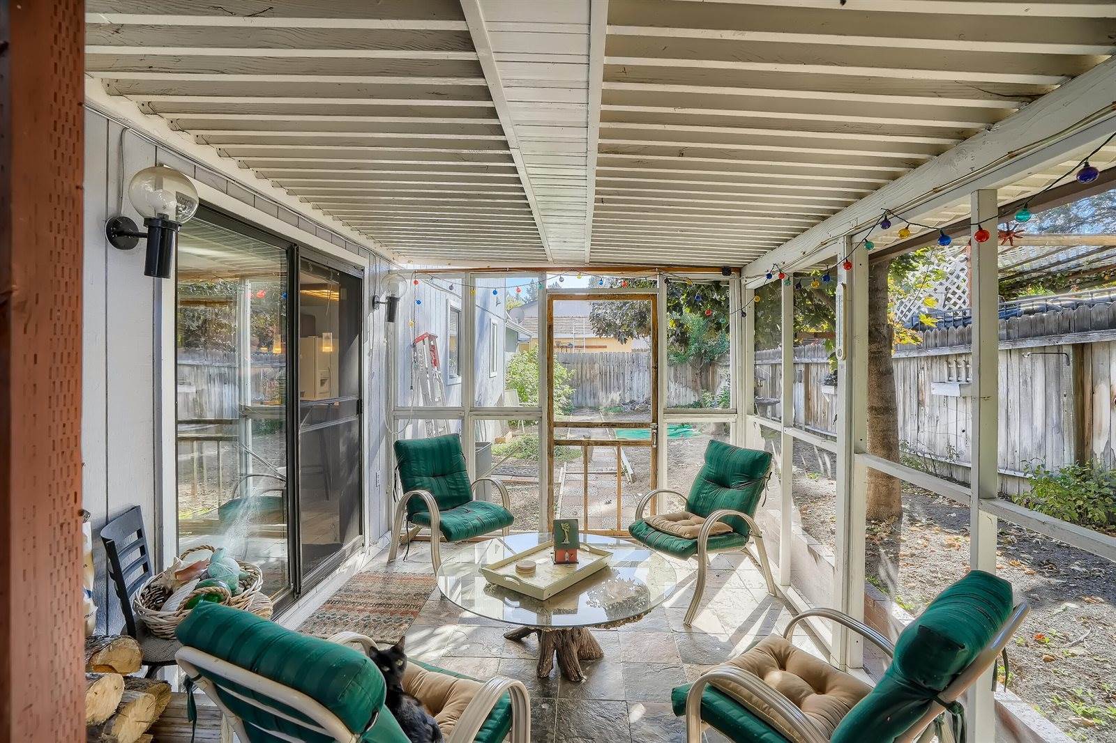 1953 NE Red Rock Lane, Bend, OR 97701