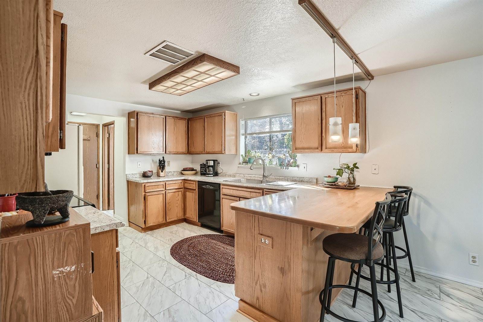 1953 NE Red Rock Lane, Bend, OR 97701