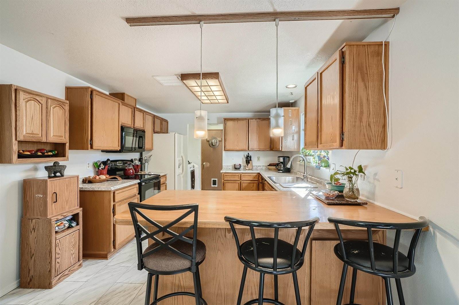 1953 NE Red Rock Lane, Bend, OR 97701