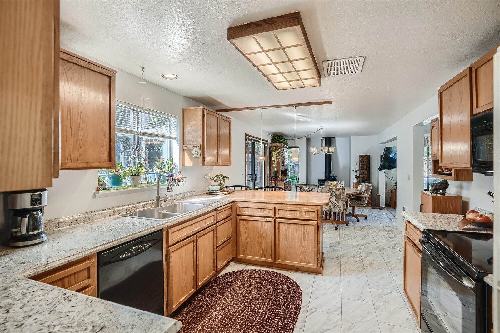 1953 NE Red Rock Lane, Bend, OR 97701