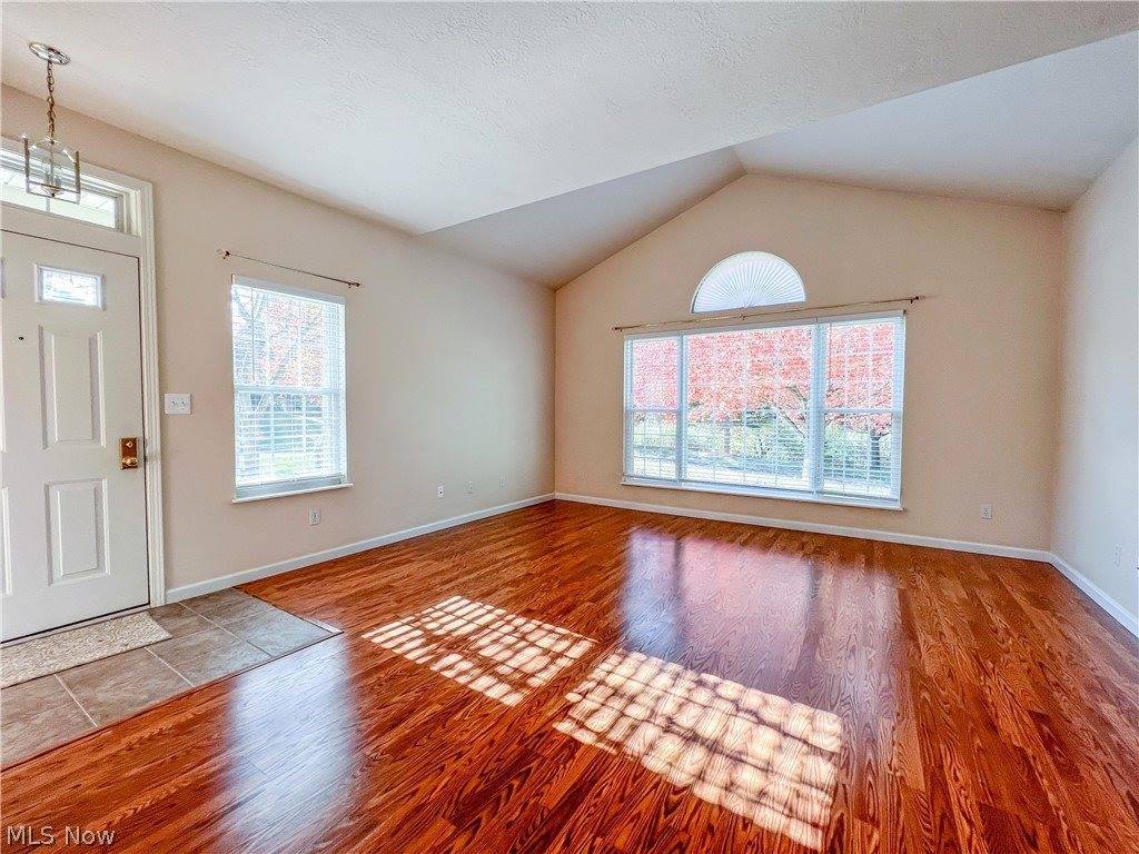 174 Wilcox Road, Austintown, OH 44515