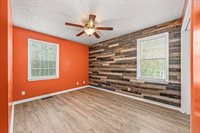 1517 Lake View Dr, Cookeville, TN 38506