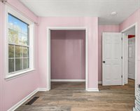 1517 Lake View Dr, Cookeville, TN 38506