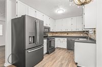 1517 Lake View Dr, Cookeville, TN 38506