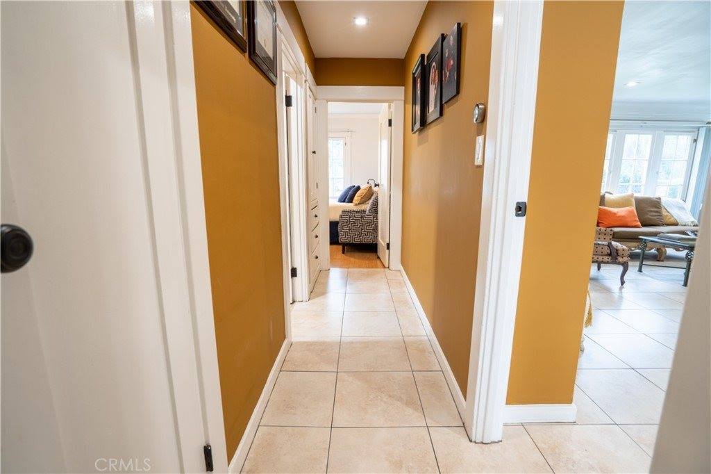 1170 North Kenilworth Avenue, Glendale, CA 91202