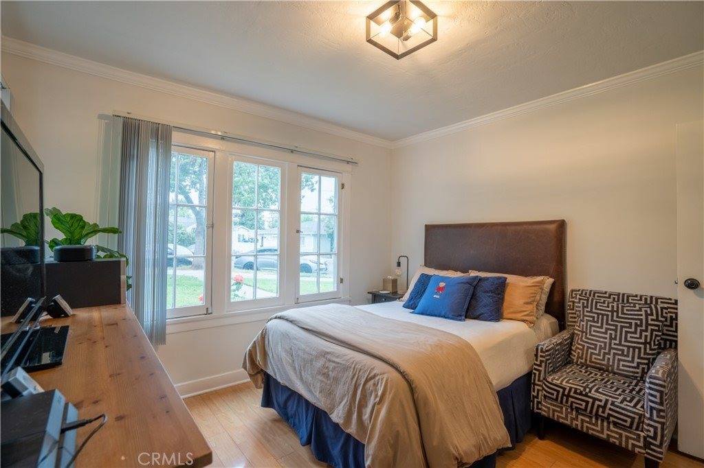 1170 North Kenilworth Avenue, Glendale, CA 91202