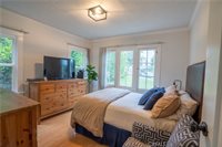 1170 North Kenilworth Avenue, Glendale, CA 91202