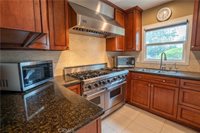 1170 North Kenilworth Avenue, Glendale, CA 91202