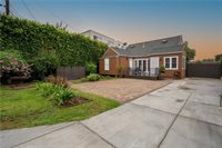 1170 North Kenilworth Avenue, Glendale, CA 91202