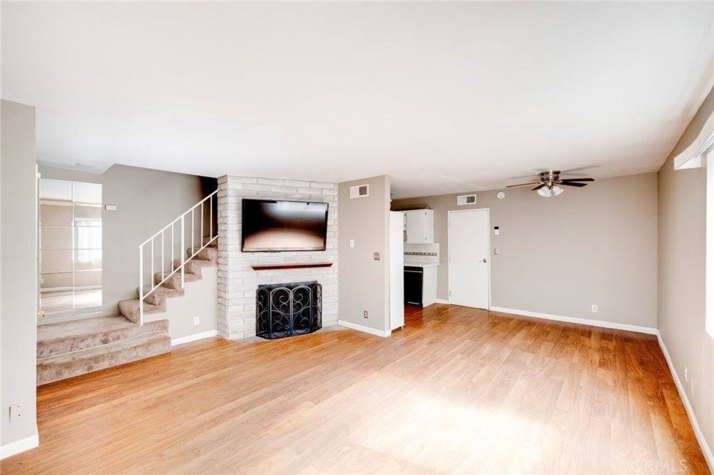 14435 Plummer Street, Panorama City, CA 91402