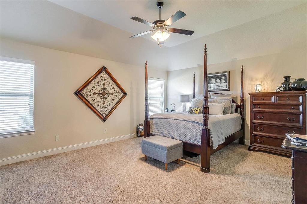 189 Camouflage Cir, Willow Park, TX 76008