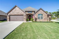 189 Camouflage Cir, Willow Park, TX 76008