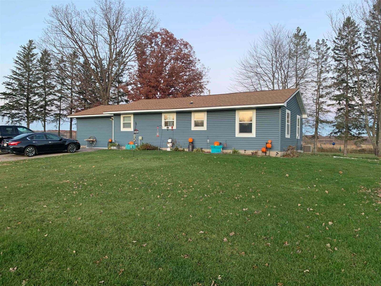 8472 County Road T, Arpin, WI 54410