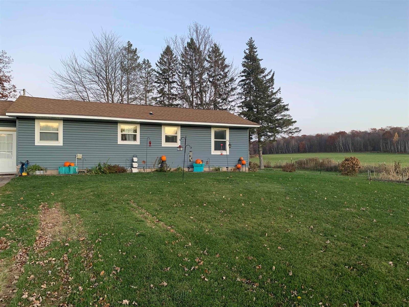 8472 County Road T, Arpin, WI 54410