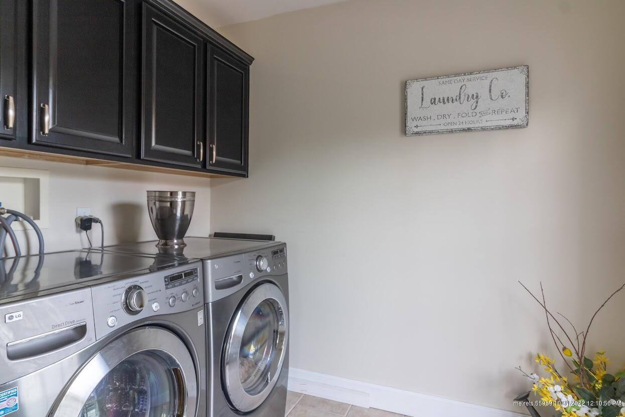 597 Hudson Road, Glenburn, ME 04401