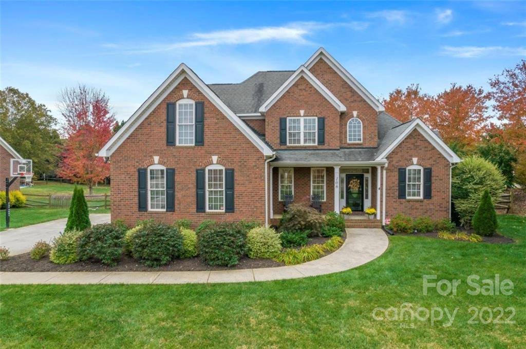 106 Mandarin Drive, Mooresville, NC 28117