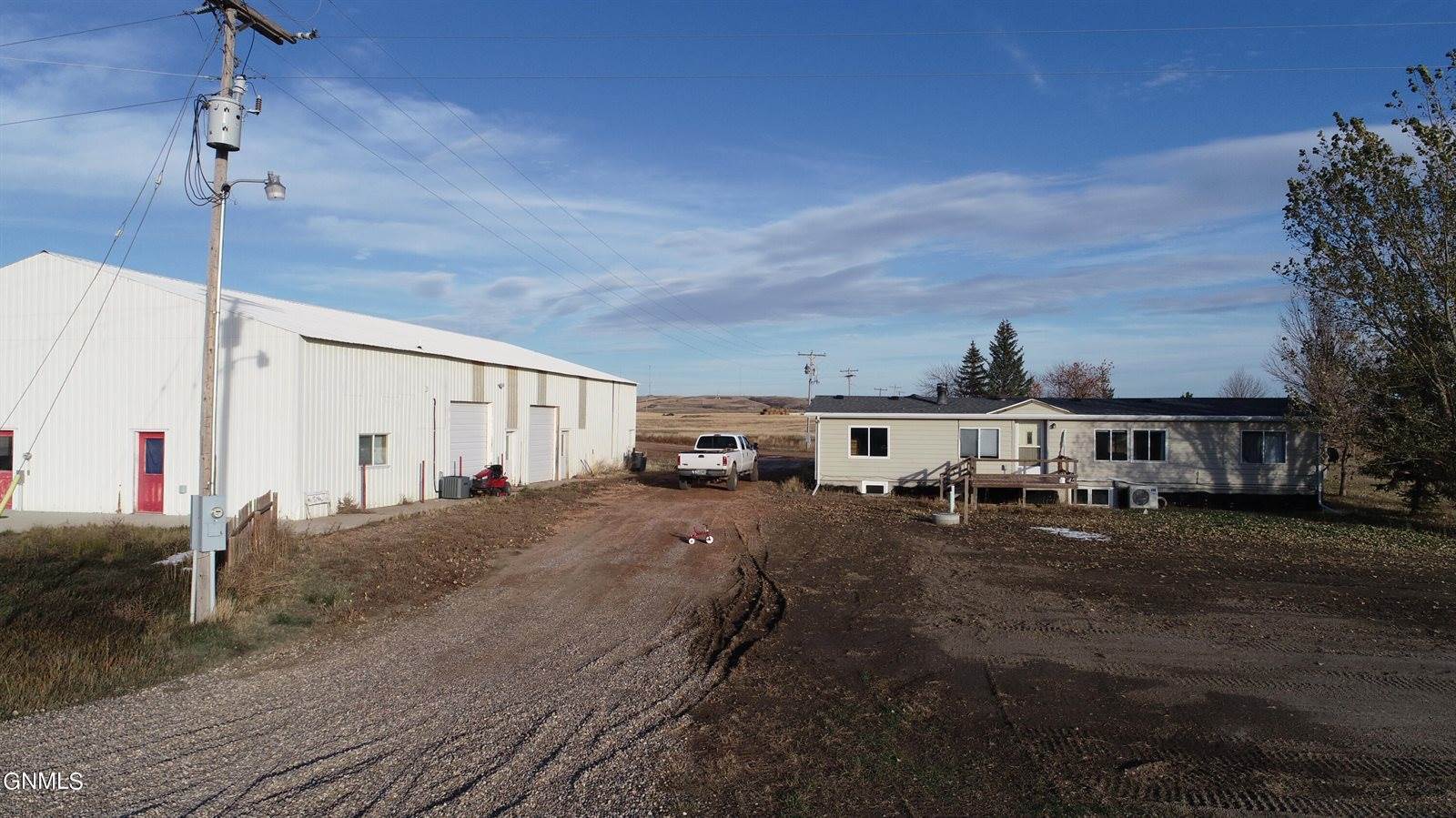 13196 50th Lane NW, Williston, ND 58801