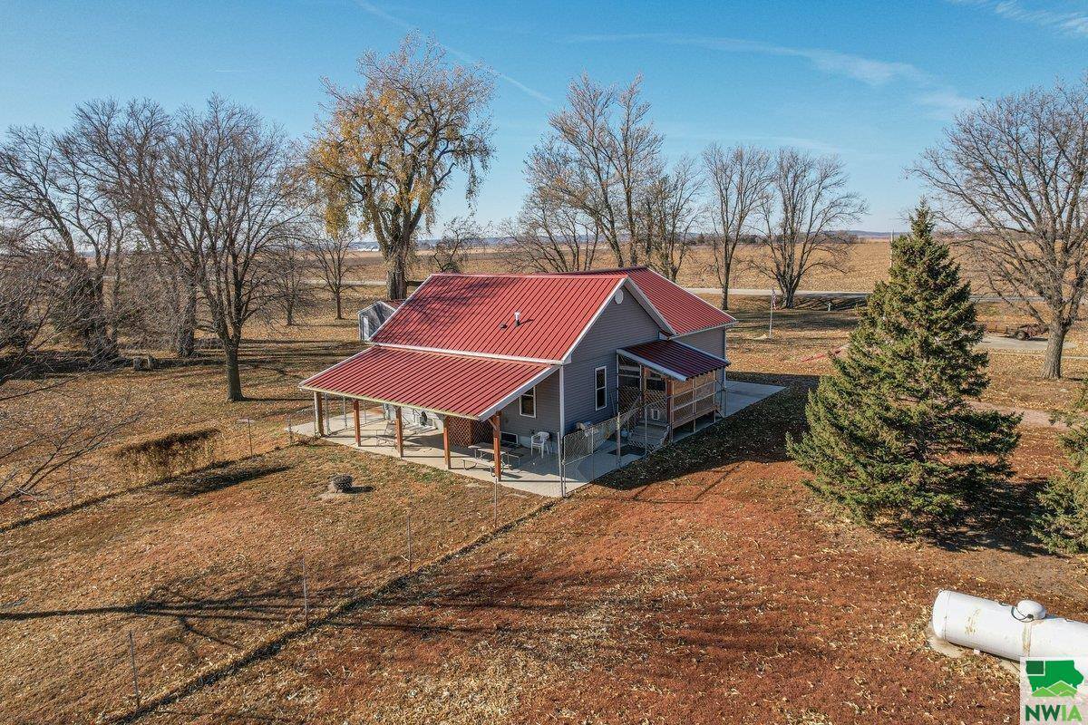 16757 County Hwy K42, Whiting, IA 51063