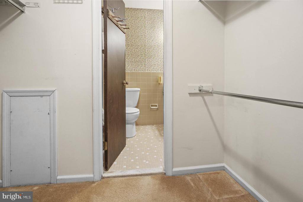 908 Greenwood Circle, Coatesville, PA 19320