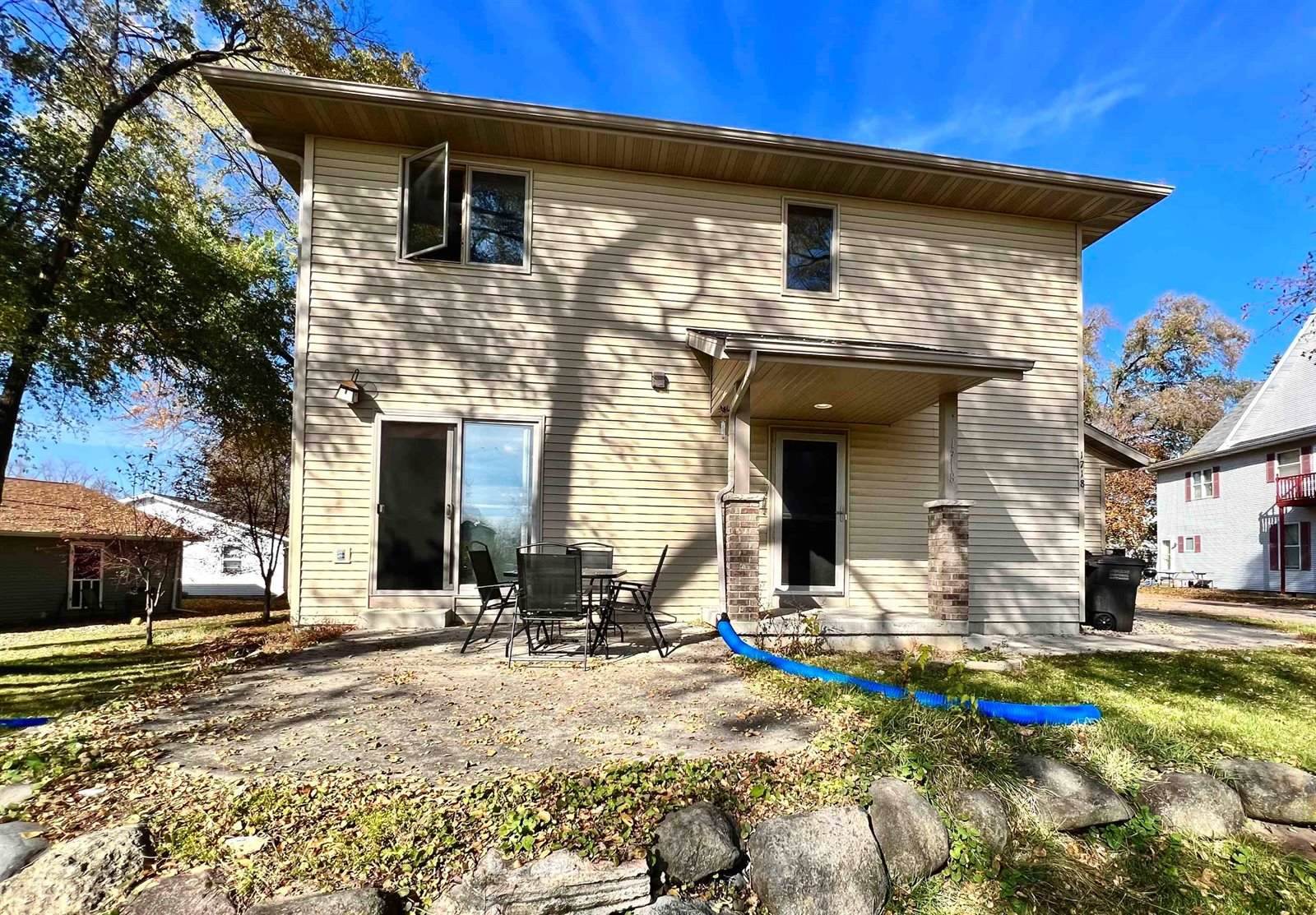 1718 West Main St, Stoughton, WI 53589