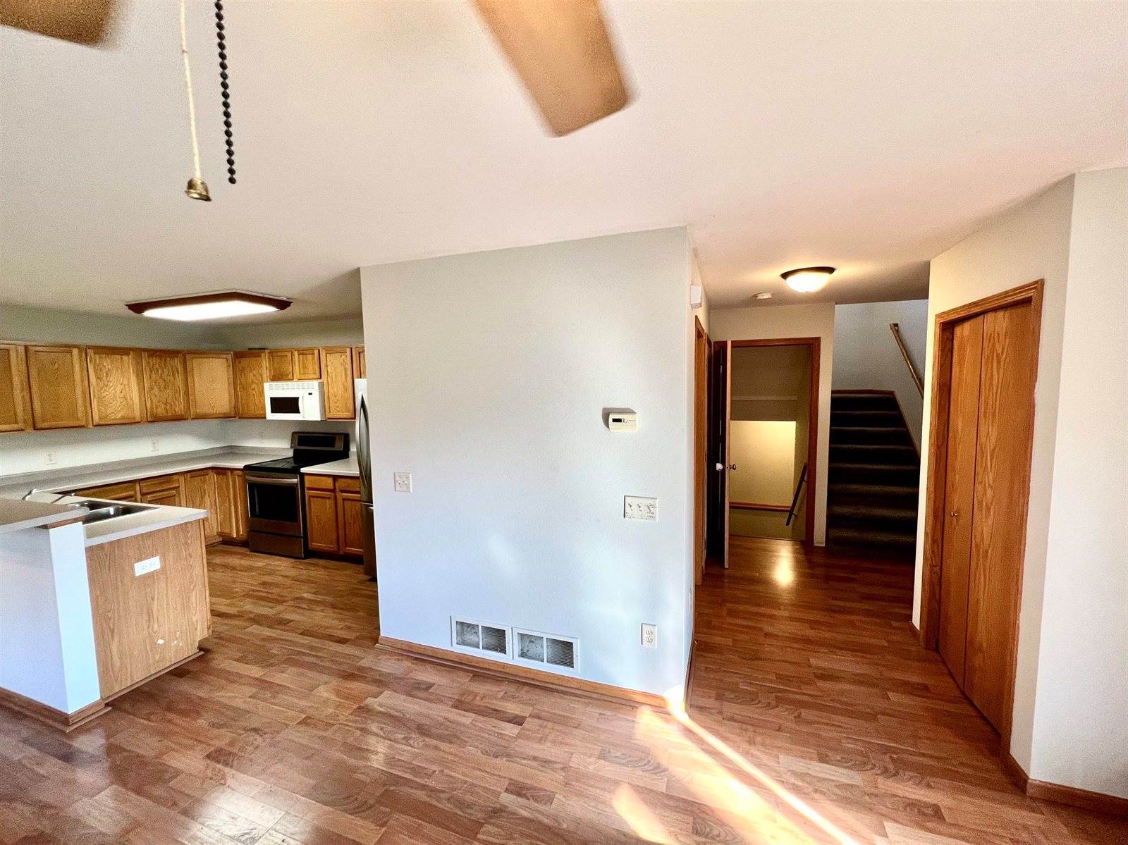 1718 West Main St, Stoughton, WI 53589