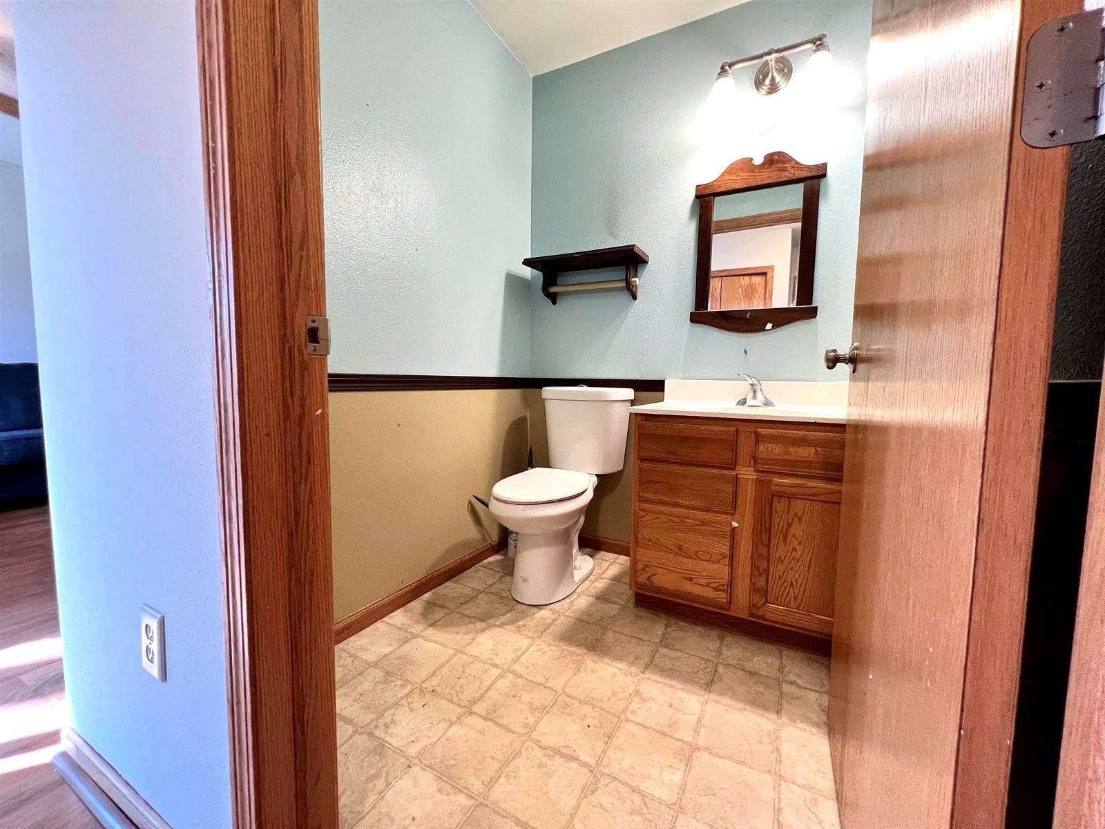 1718 West Main St, Stoughton, WI 53589