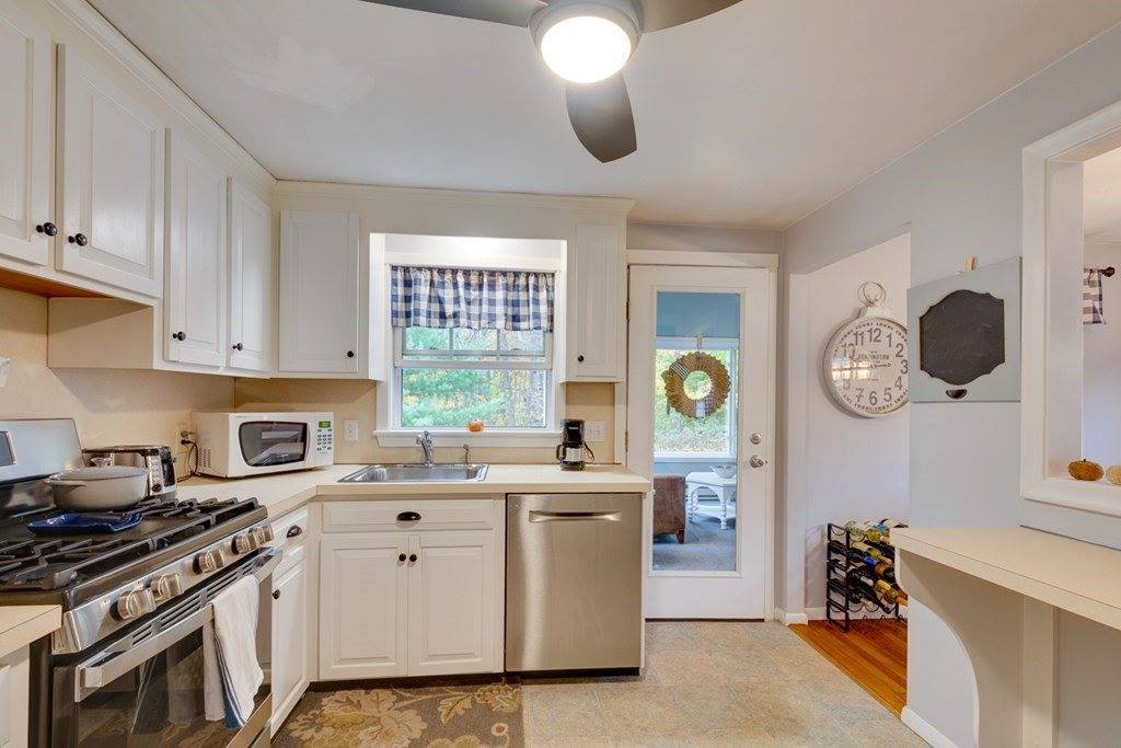 131 Sunnyplain Avenue, Weymouth, MA 02188