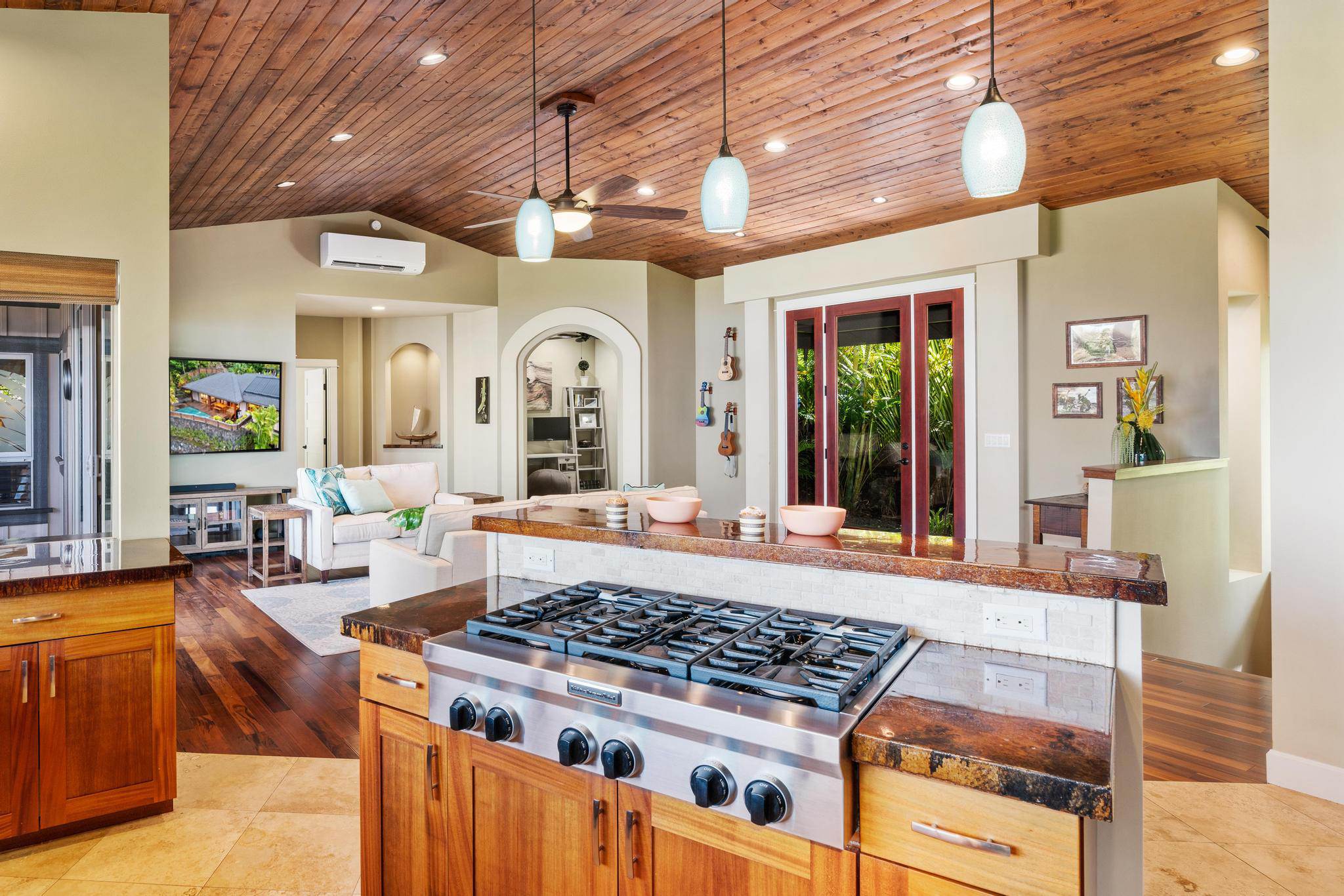 76-1000 S. Pakalakala Pl, Kailua-Kona, HI 96740