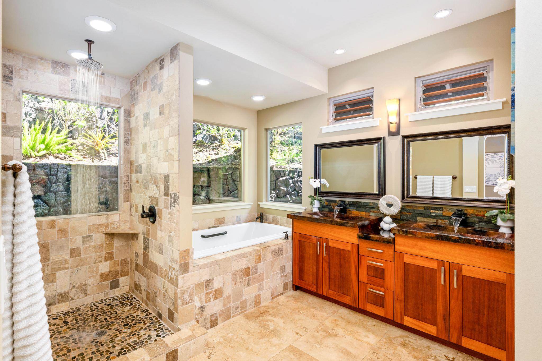 76-1000 S. Pakalakala Pl, Kailua-Kona, HI 96740