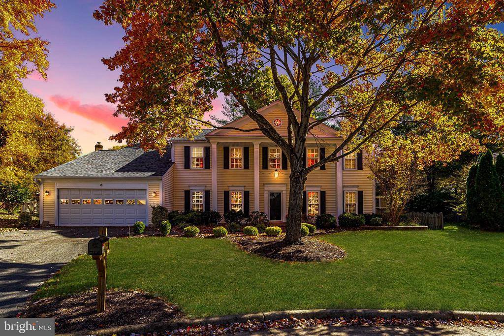 6 Dunbar Way, Sterling, VA 20165