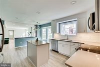 6 Dunbar Way, Sterling, VA 20165