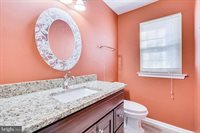 6 Dunbar Way, Sterling, VA 20165