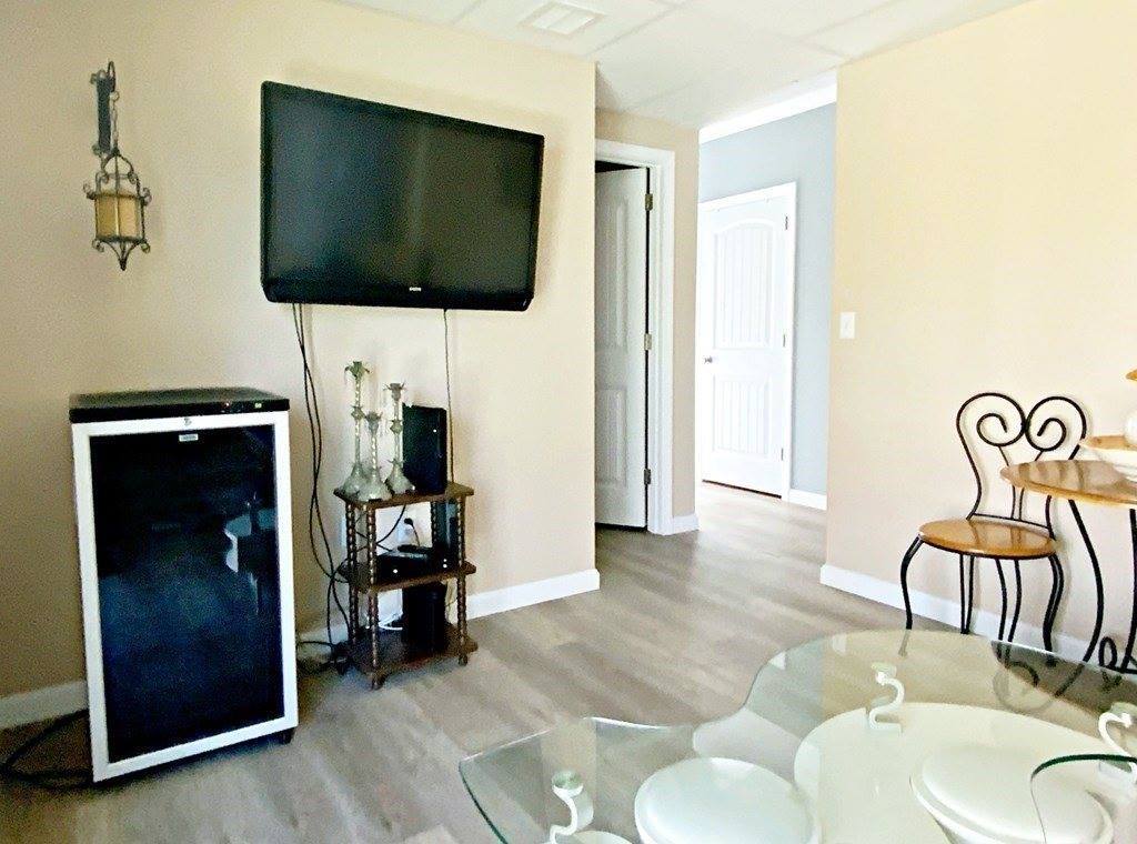 58 Edbert St, Chicopee, MA 01020