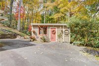 887 Locust Drive, Maggie Valley, NC 28751