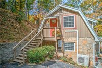 887 Locust Drive, Maggie Valley, NC 28751