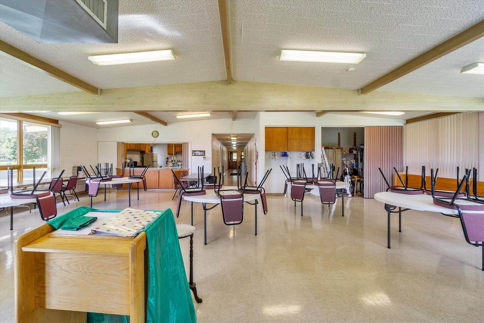 1909 highland Ave, Janesville, WI 53548