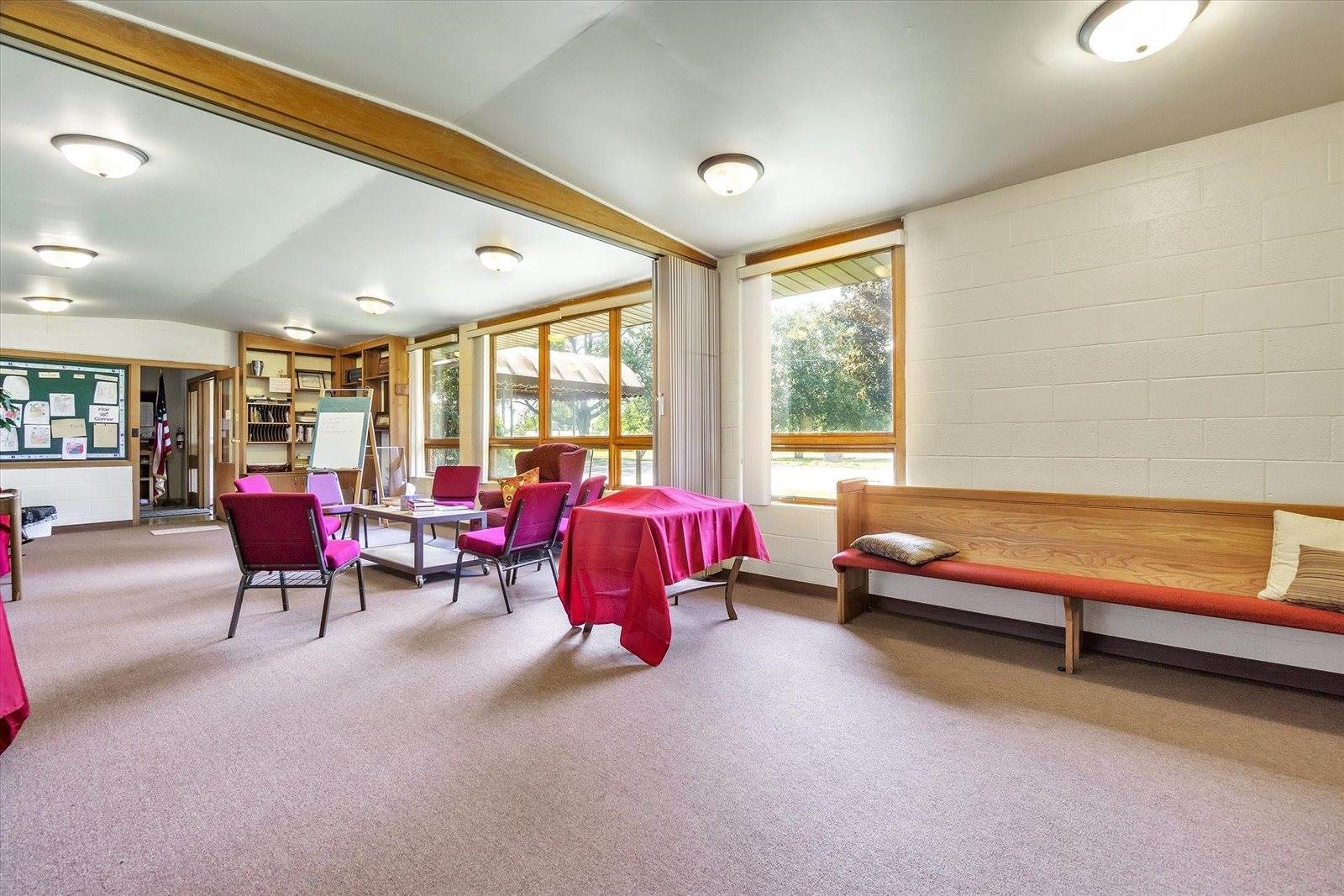 1909 highland Ave, Janesville, WI 53548